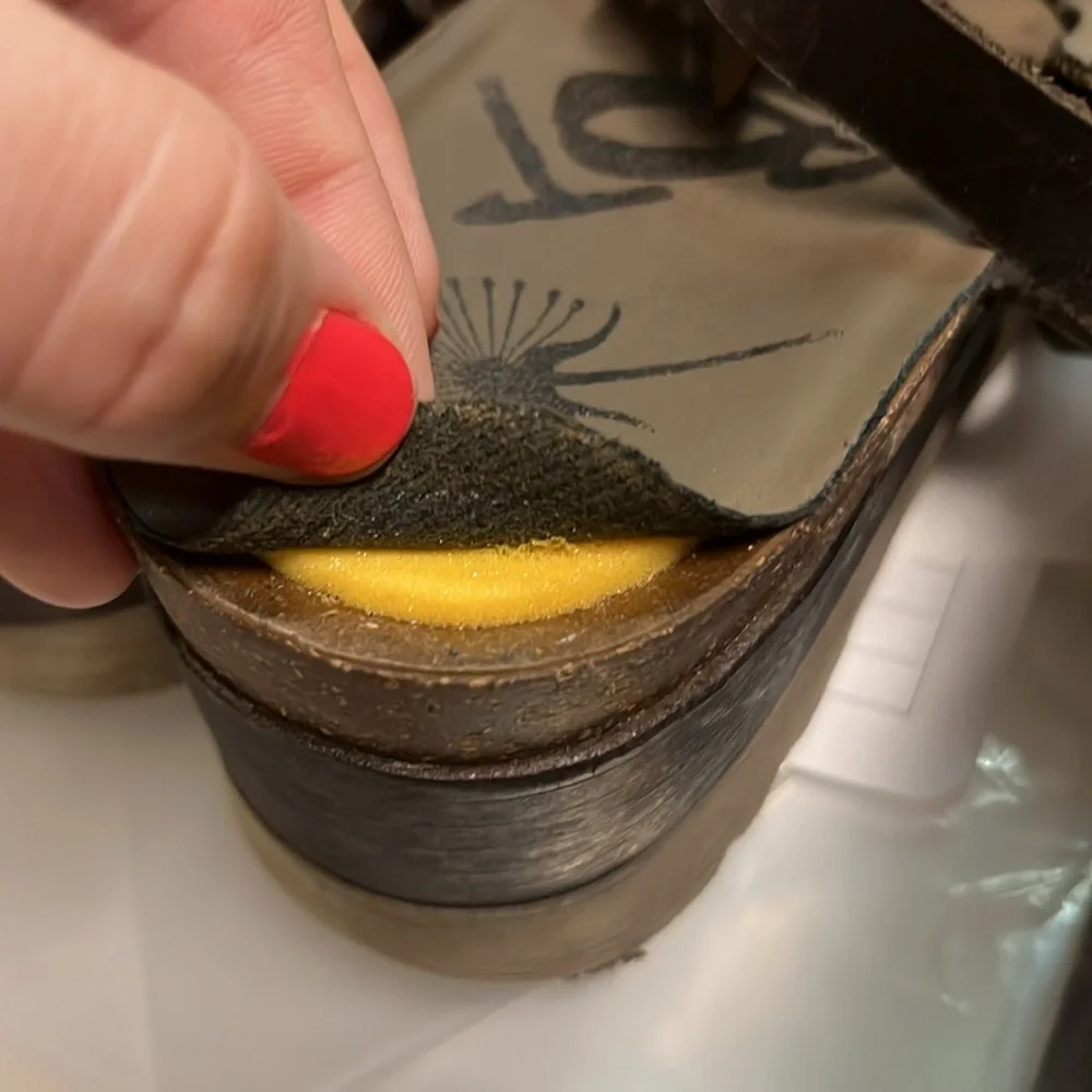 OTBT Maverick Platform Leather T strap Thong Slingback size 9. - Picture 14 of 15